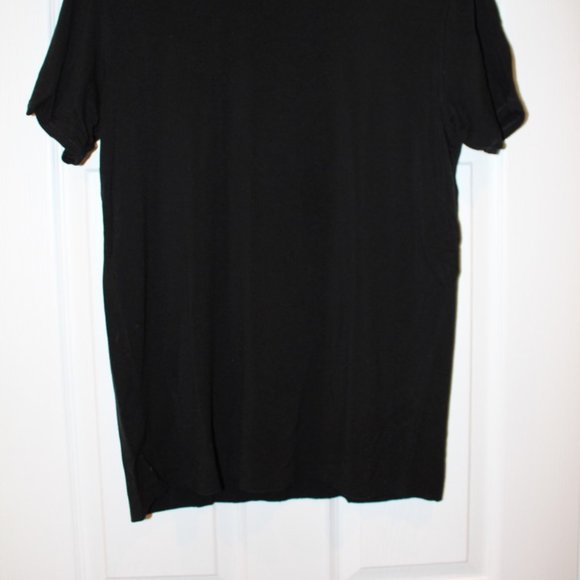 Kit and Ace Black Short Sleeve Tee - Picture 2 of 4